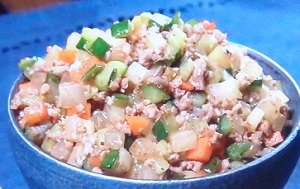 菰田シェフのご飯のお供のレシピ！野菜と豚ひき肉のピリ辛炒め